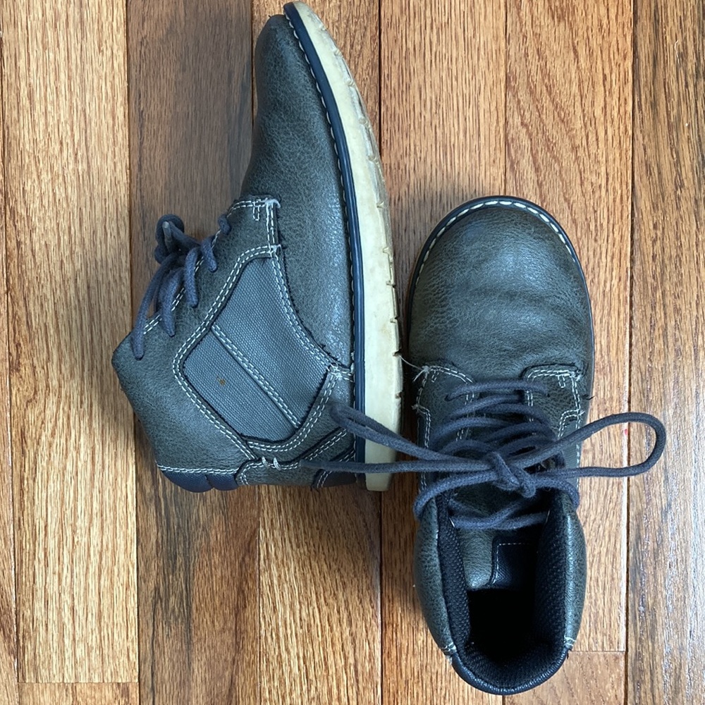 Boy’s Sonoma grey boots, size 12
